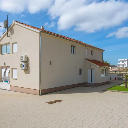 Lila Villa Vodice